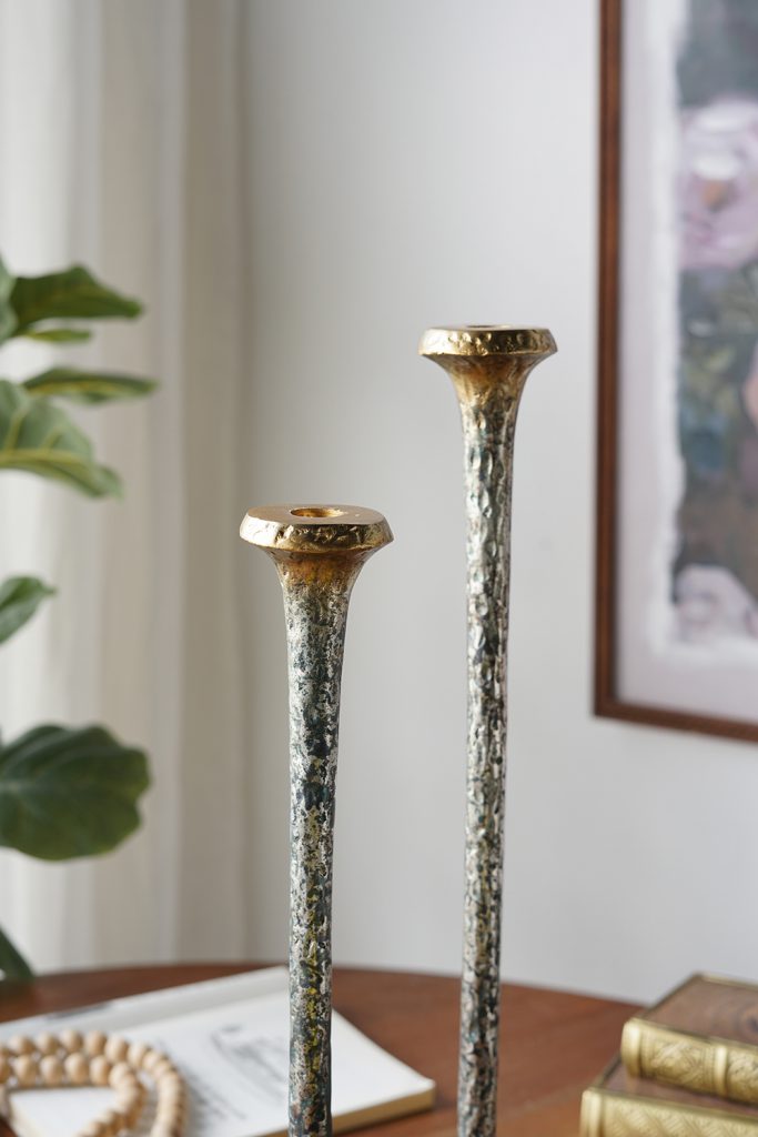 CORBIN CANDLE HOLDER - SHORT