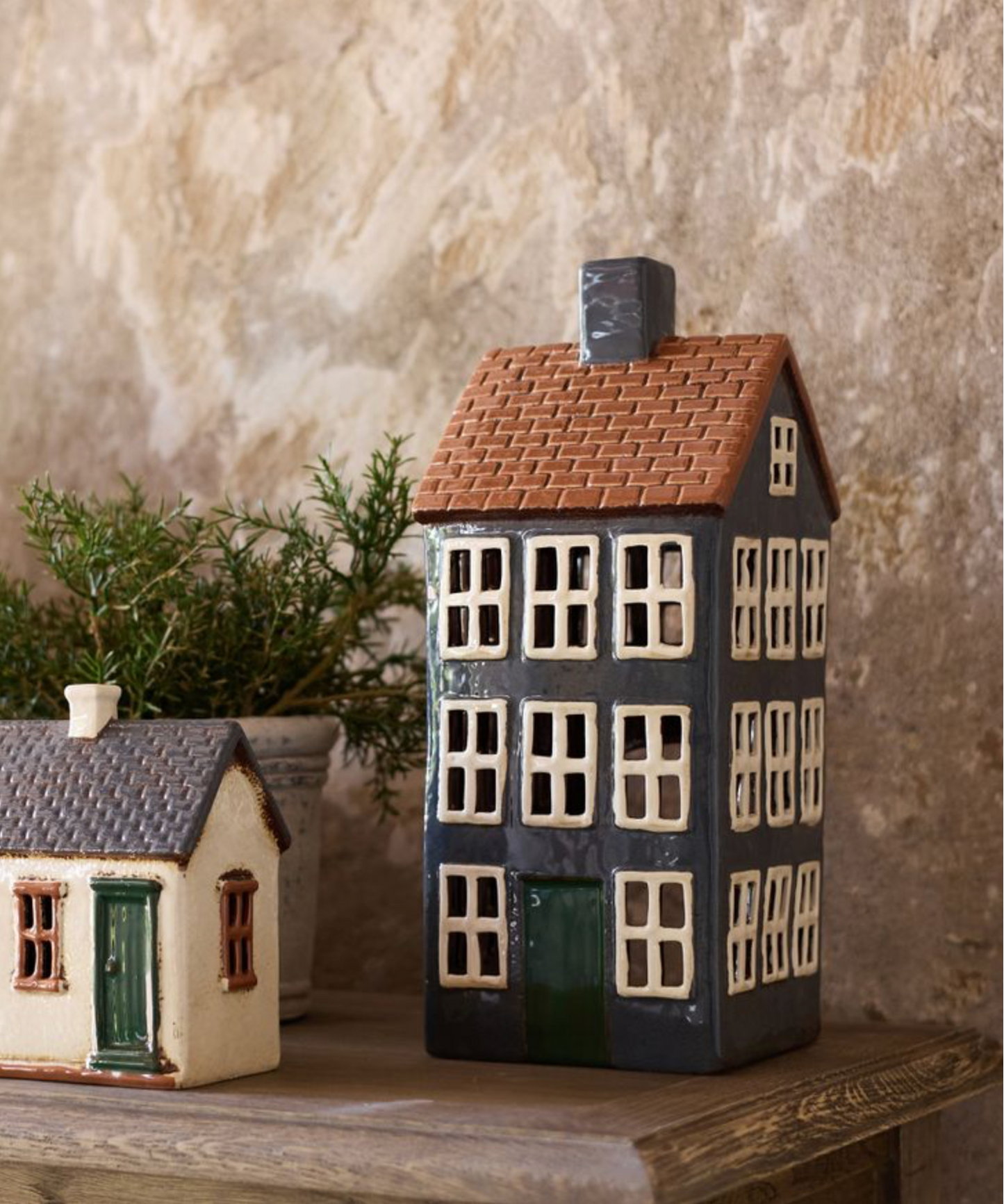 COTSWOLDS COUNTRY TEALIGHT GRANDE CHALET