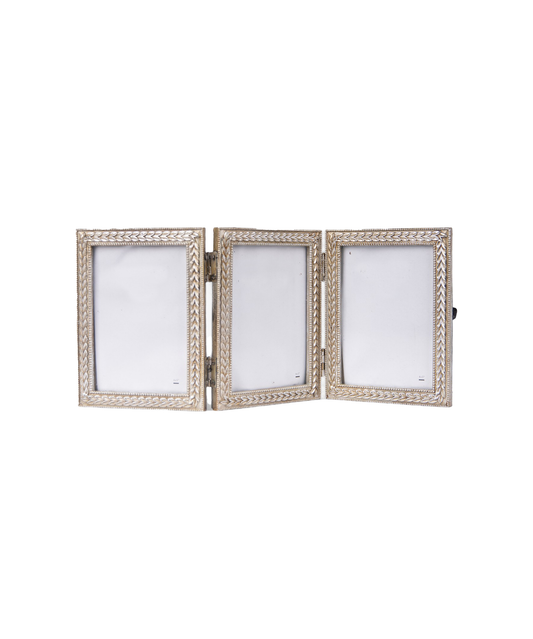 ELEANOR TRIPLE 3.5x5" PHOTO FRAME