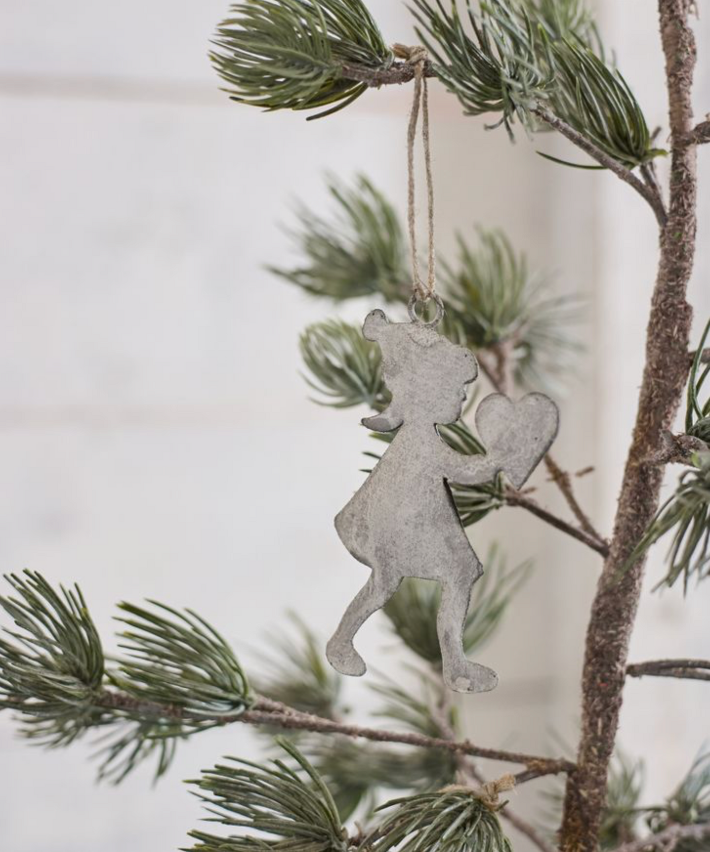 HANGING GIRL - ASH GREY