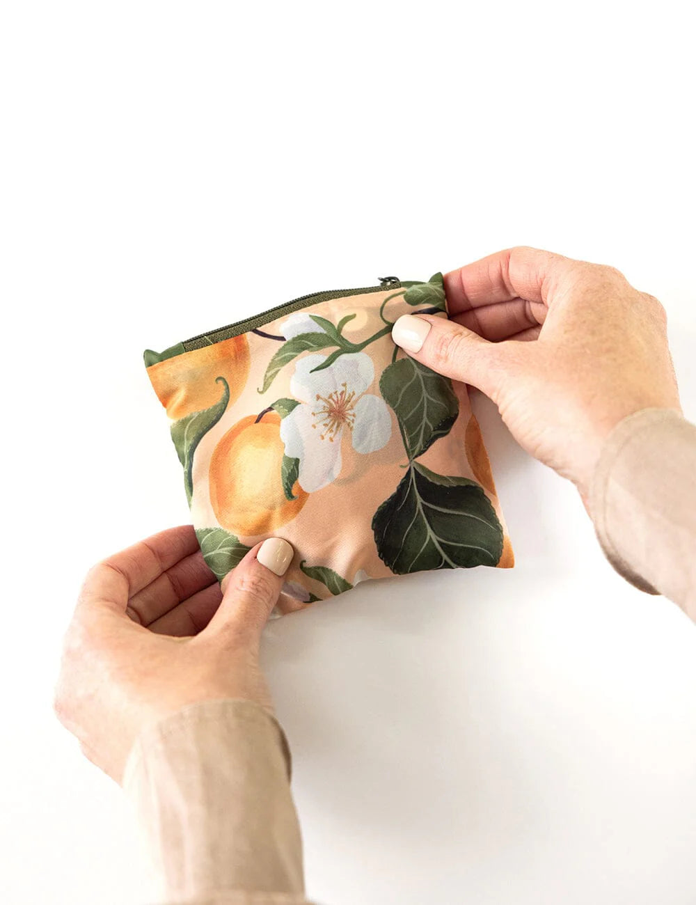 PEACHES REUSABLE SHOPPING BAG - LIMITED EDITION