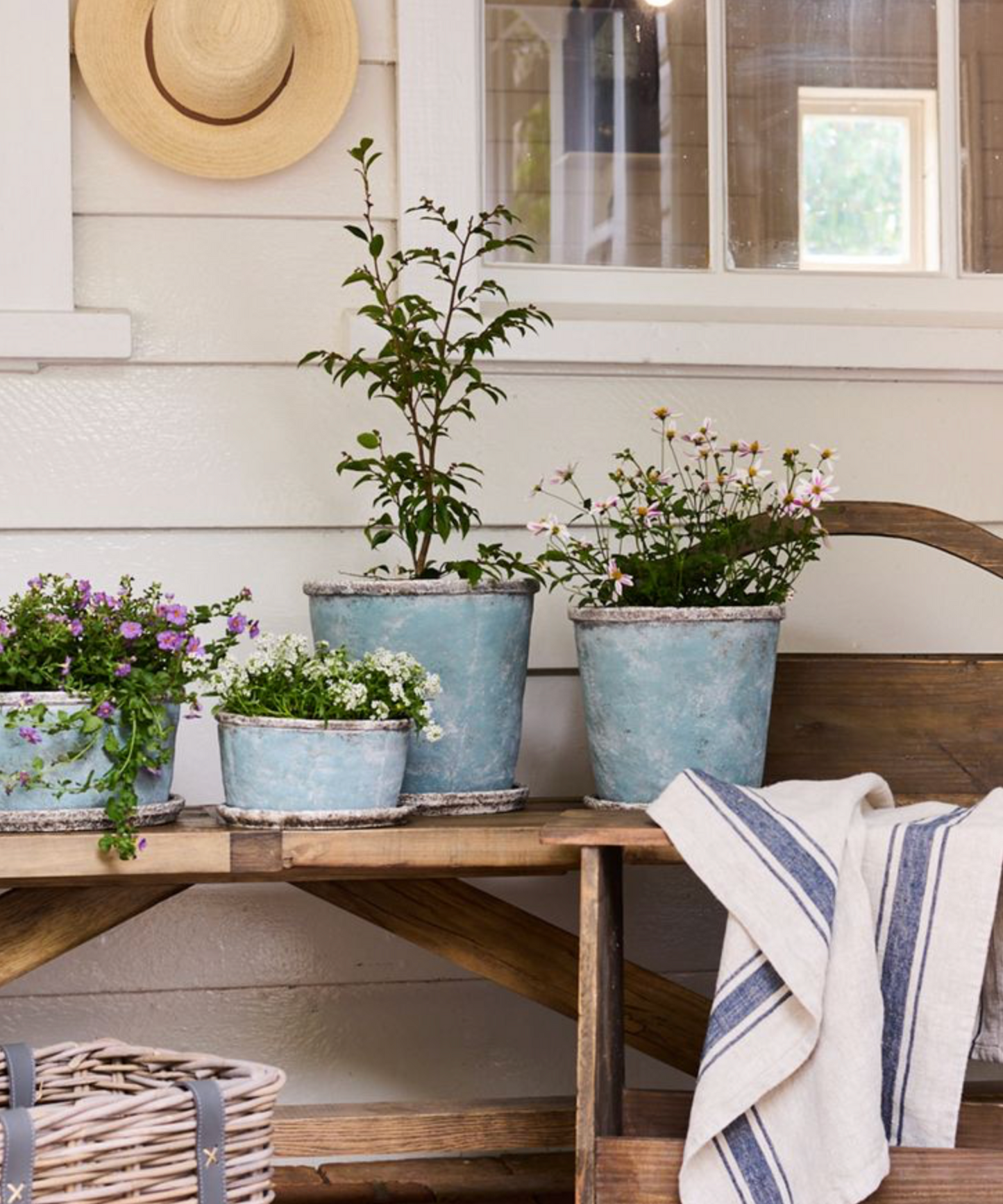 SEA BLUE PLANT POT & SAUCER - LARGE