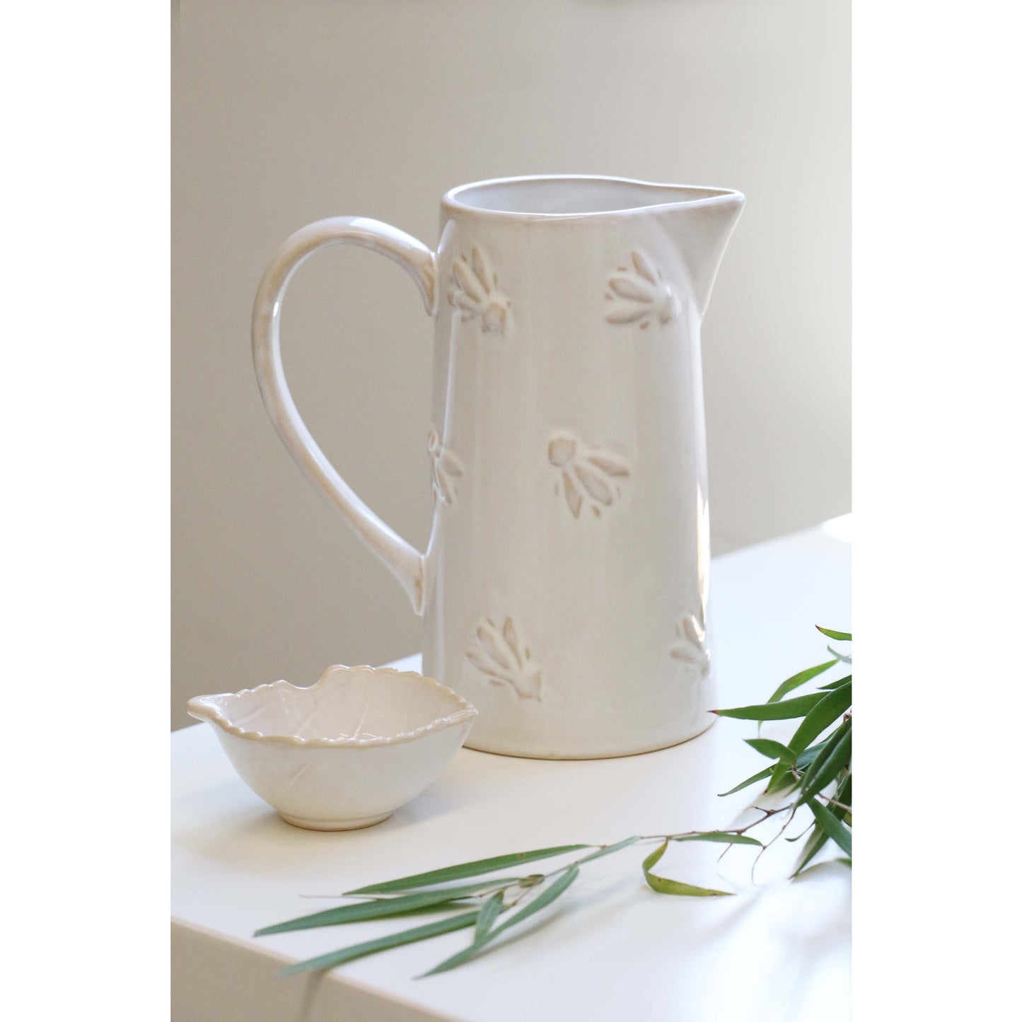 ABEILLE CERAMIC JUG