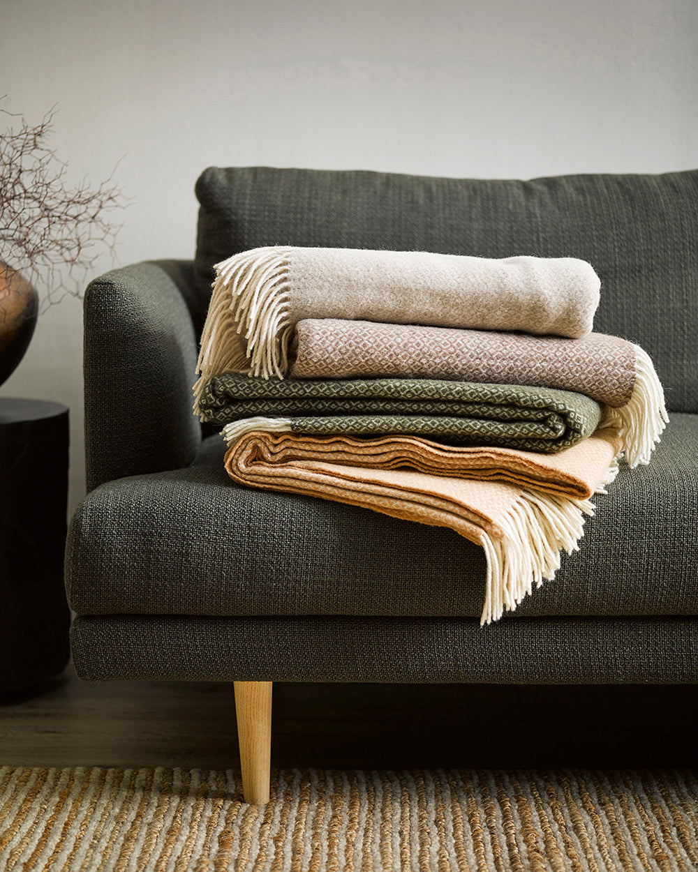 LITTANO CAROB THROW