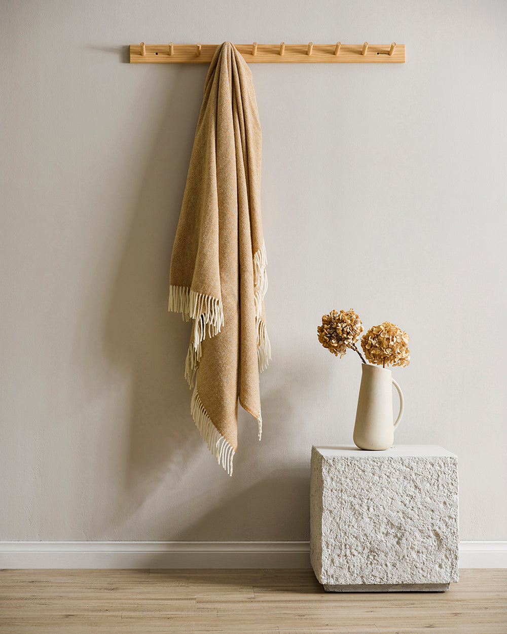 MARTINBOROUGH NZ LAMBS WOOL THROW - OCHRE