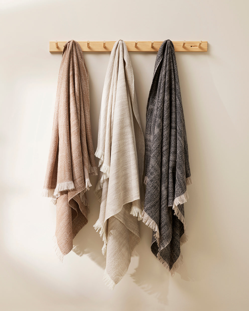 PERENDALE WOOL THROW - CINNAMON