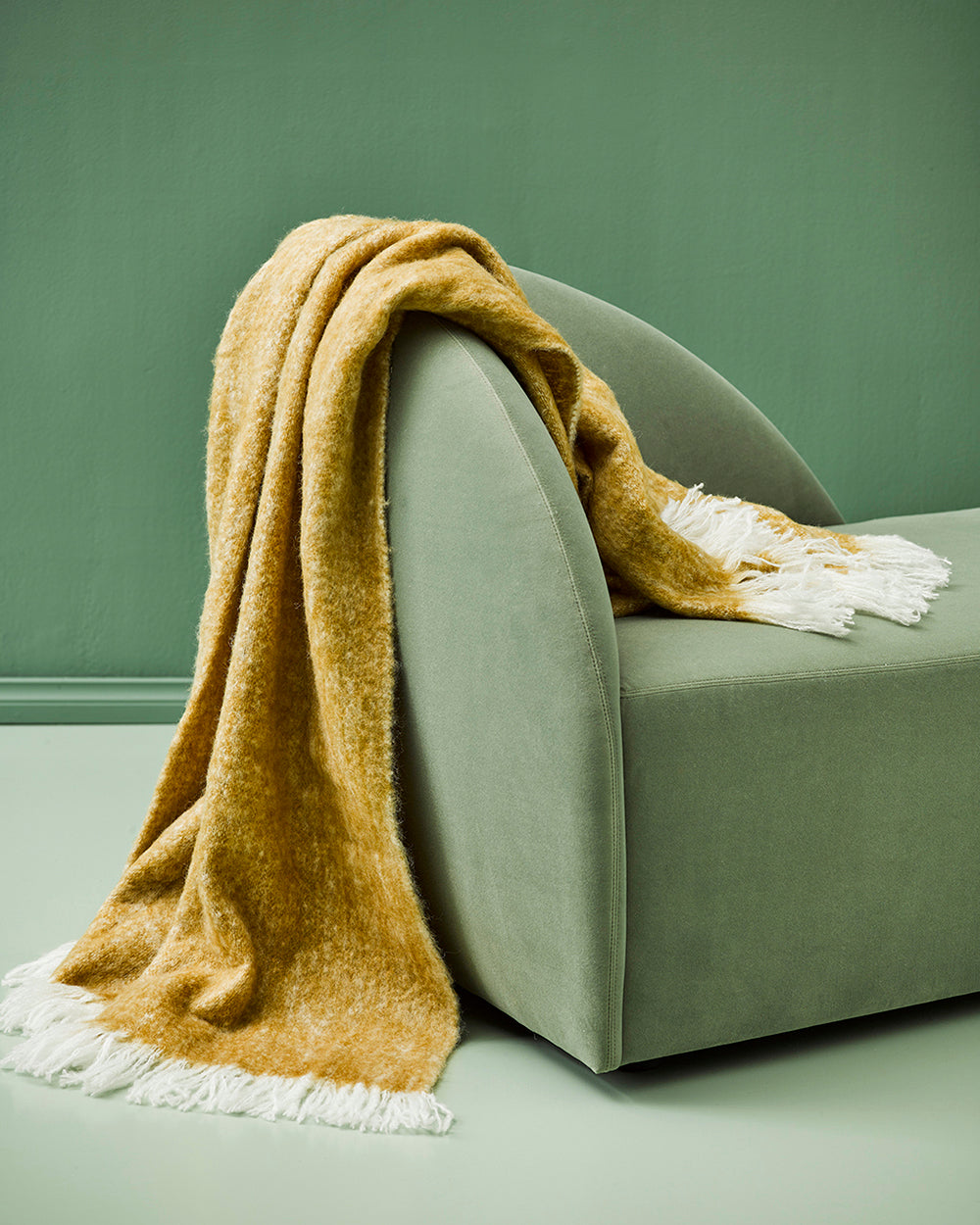 SORRENTO TUMERIC THROW