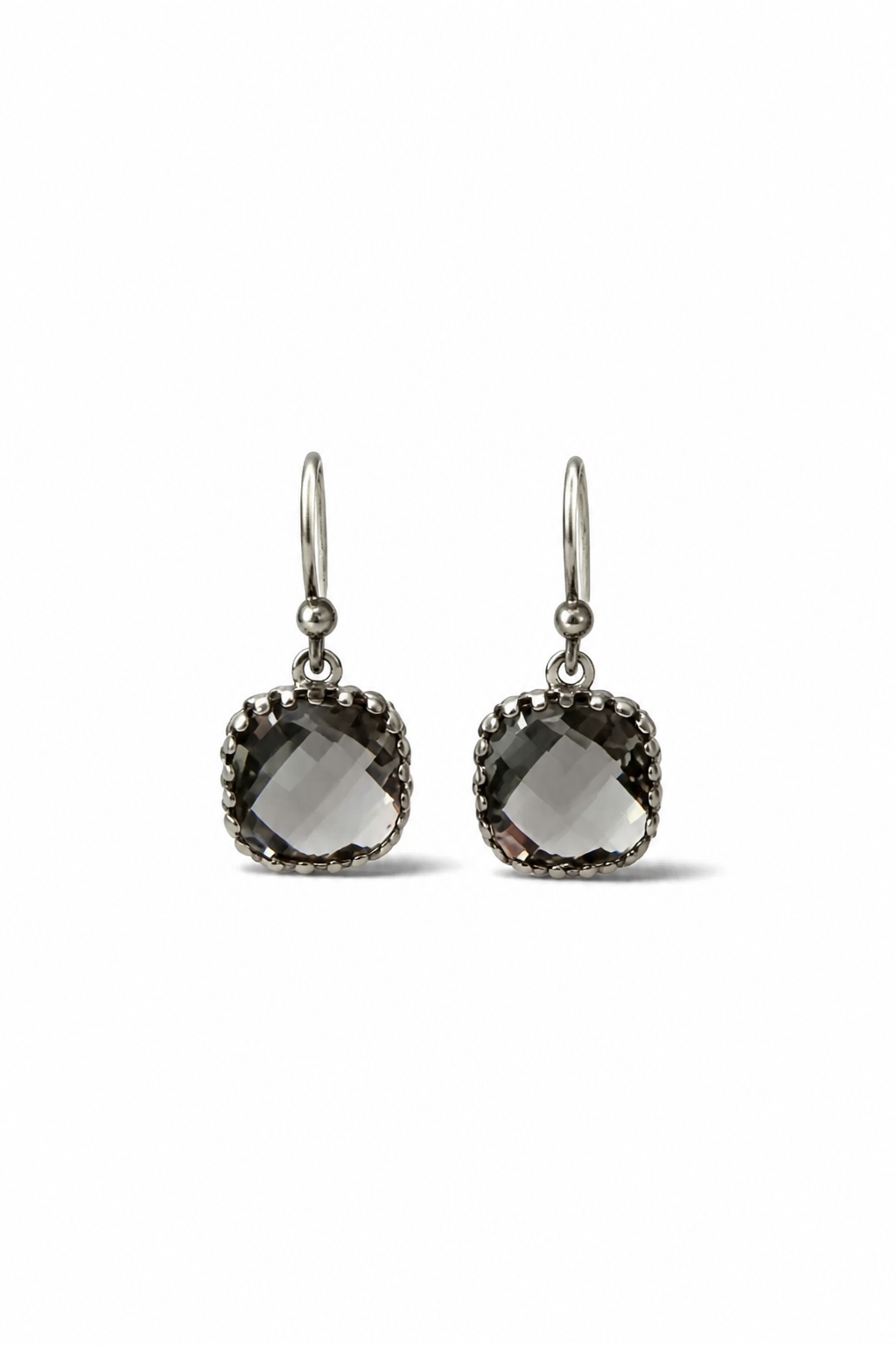 AMRAPALI EARRINGS - GUNMETAL