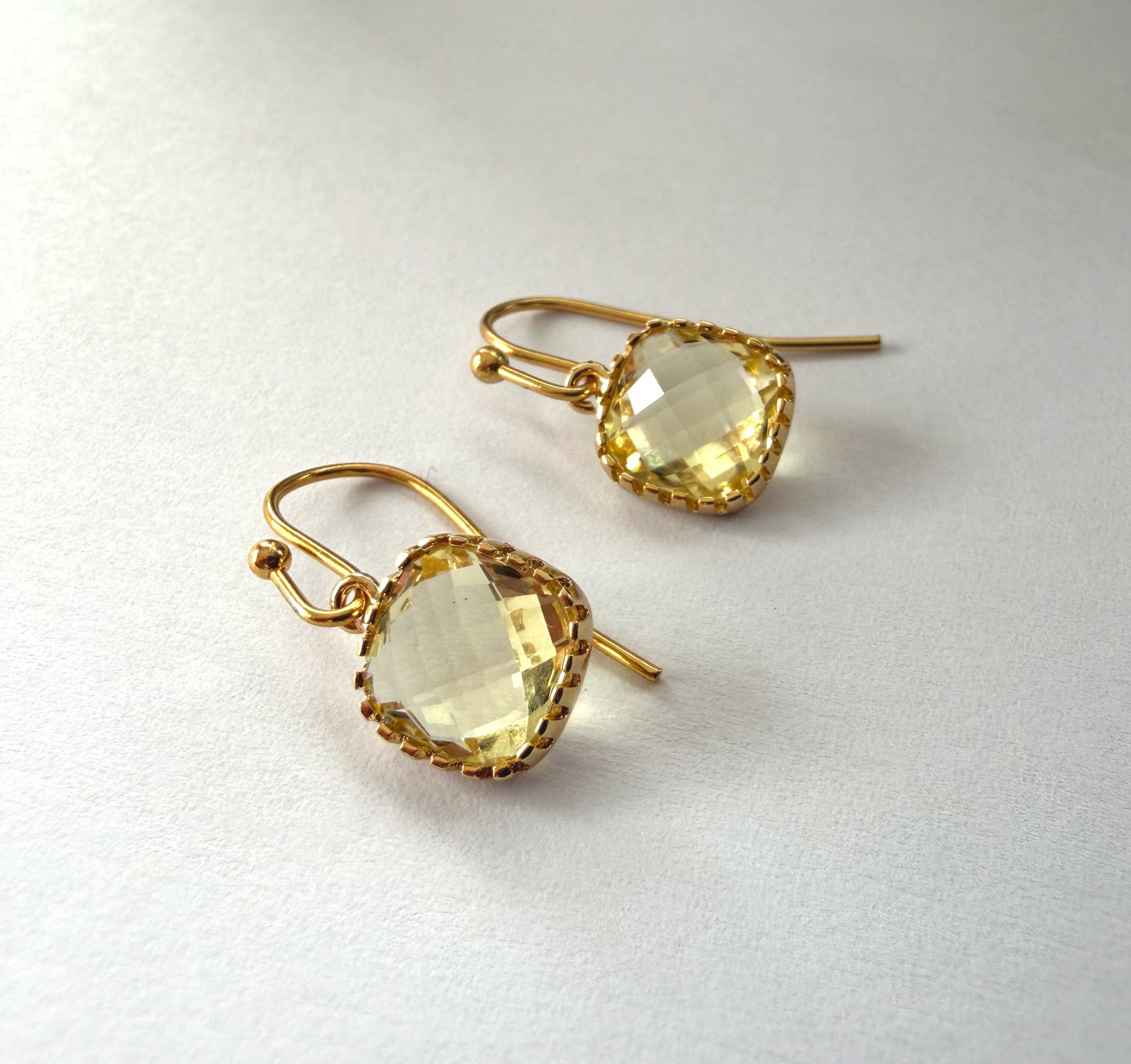 AMRAPALI EARRINGS - CANARY YELLOW