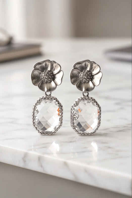 ANEMONE STUD EARRINGS - MATTE SILVER