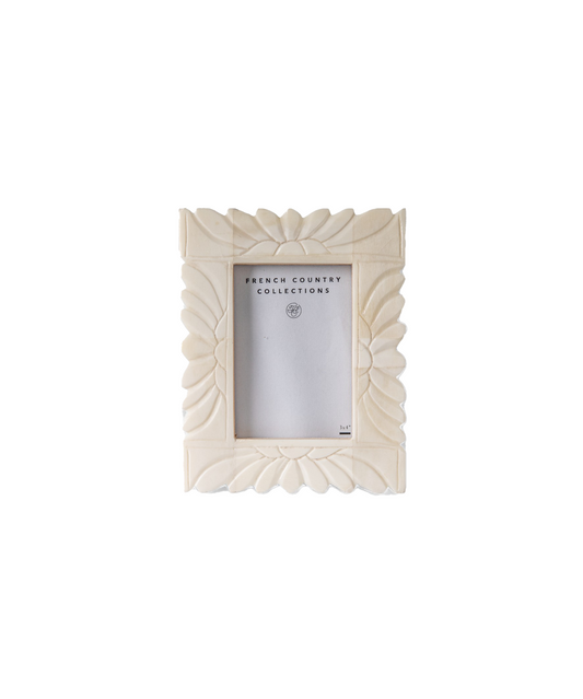 ARIA CARVED 3X4 PHOTO FRAME