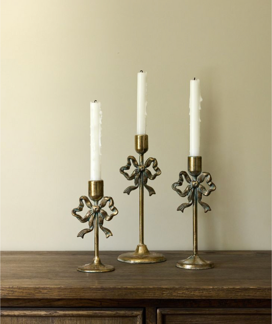 PRE ORDER: BOW DESIGN CANDLEHOLDER - MEDIUM