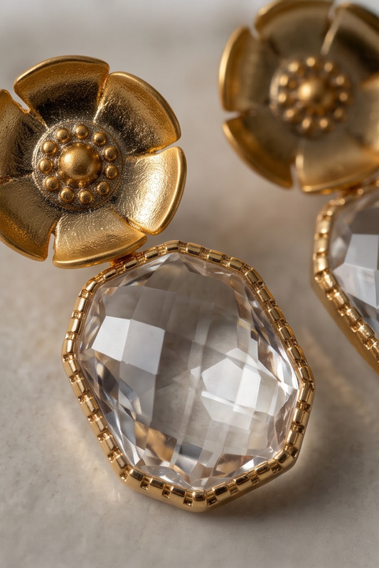 CAMELLIA STUD EARRINGS - MATTE GOLD