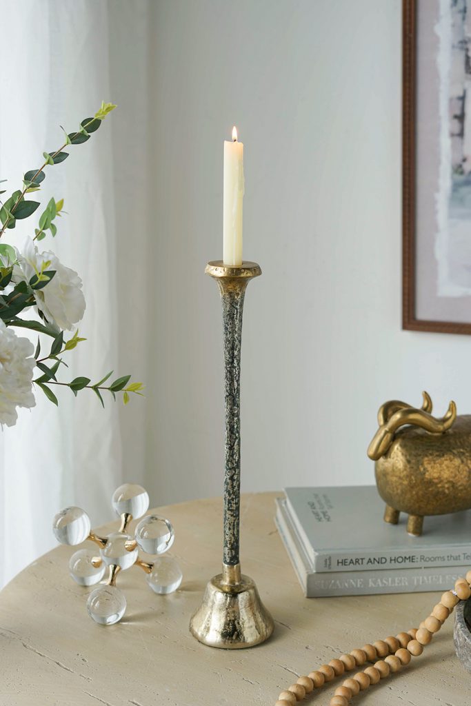 CORBIN CANDLE HOLDER - SHORT