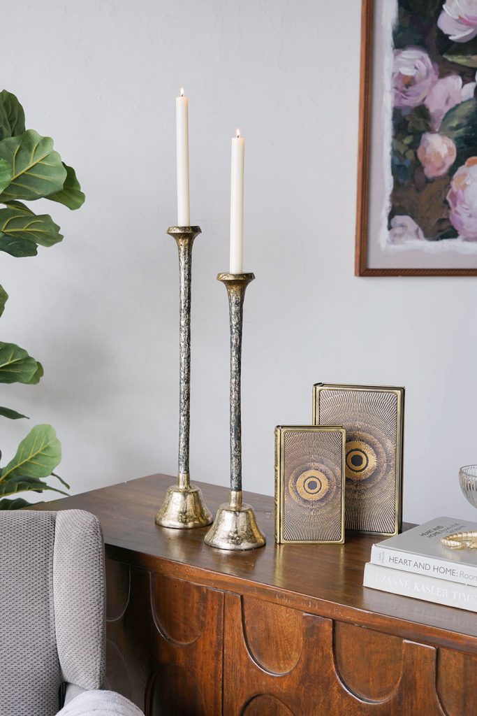 CORBIN CANDLE HOLDER - SHORT
