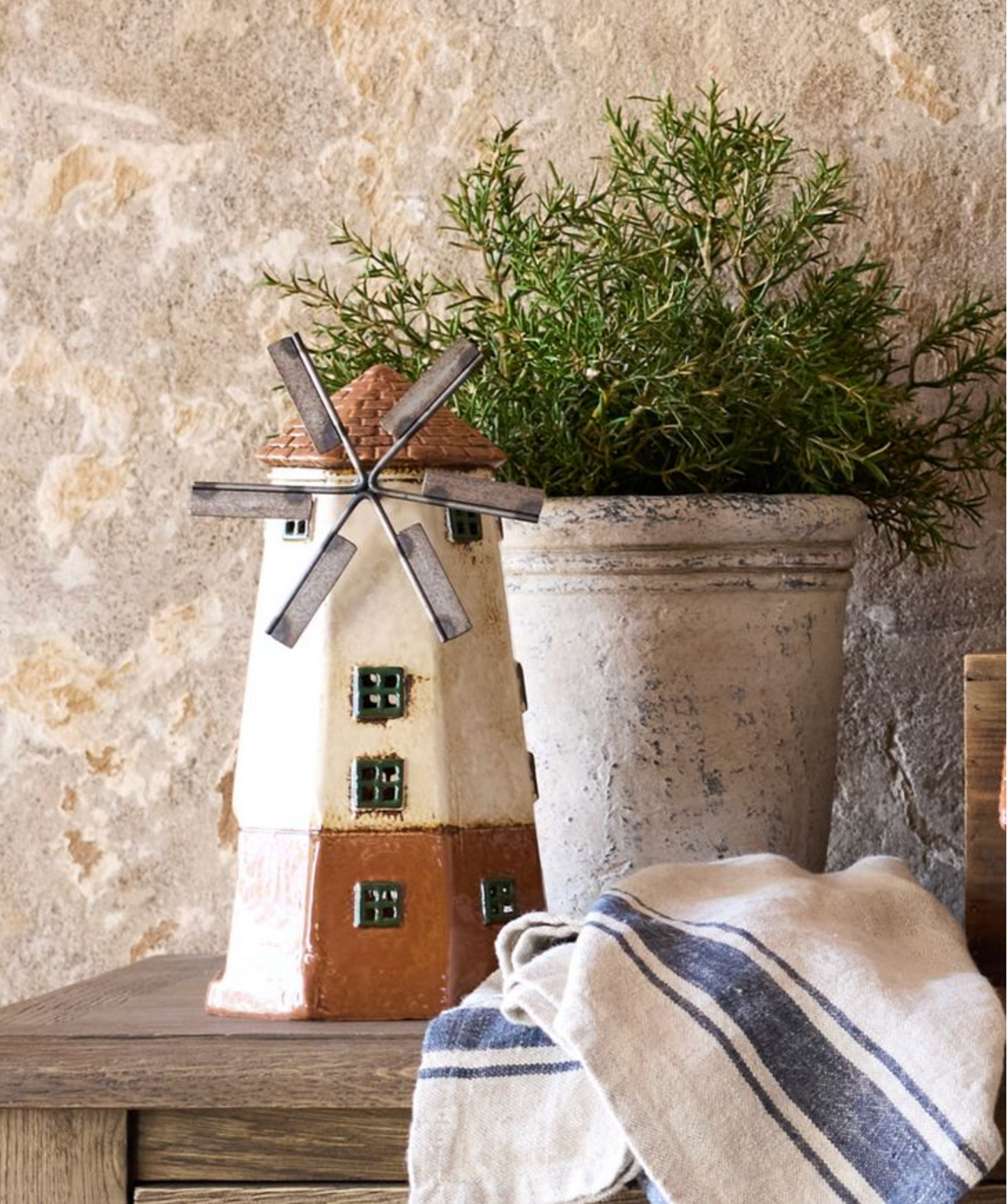 COTSWOLDS COUNTRY TEALIGHT WINDMILL
