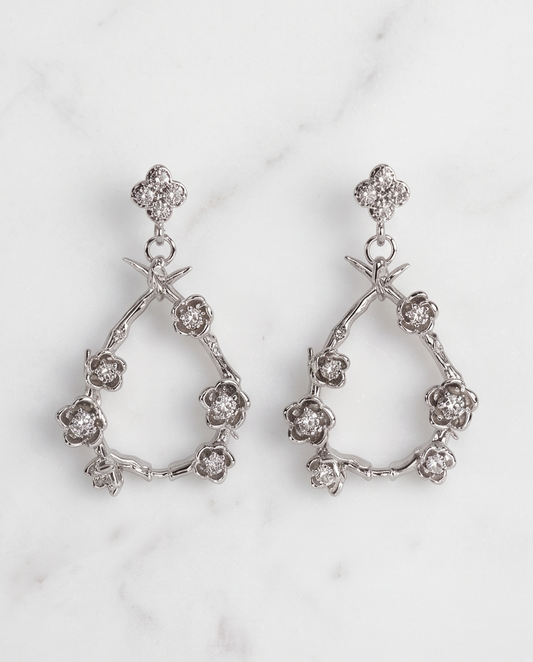 FLEUR DE LUNE EARRINGS