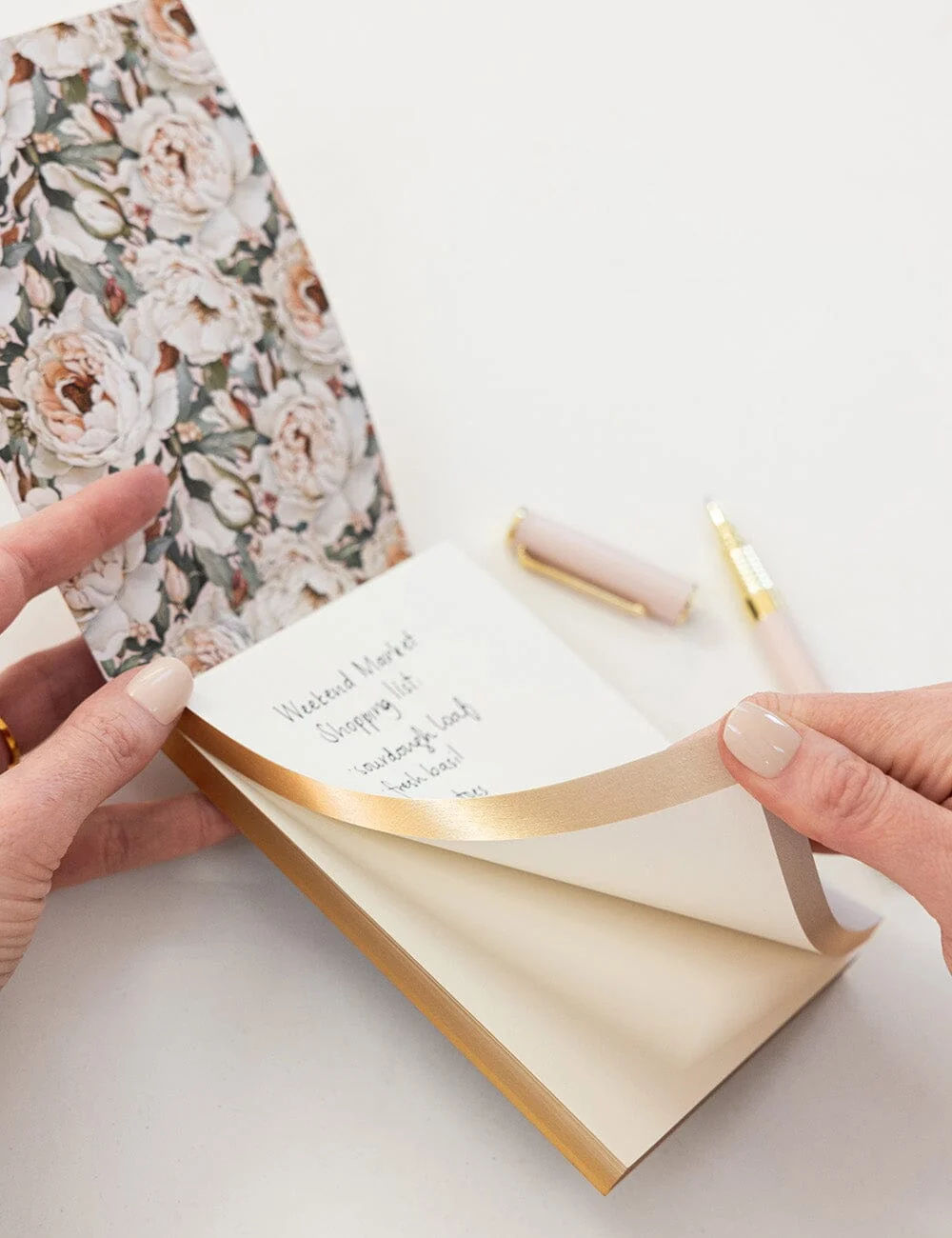 HERITAGE ROSES JOTTER PAD