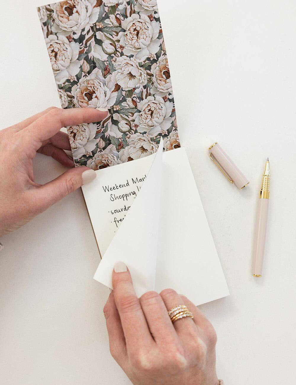HERITAGE ROSES JOTTER PAD