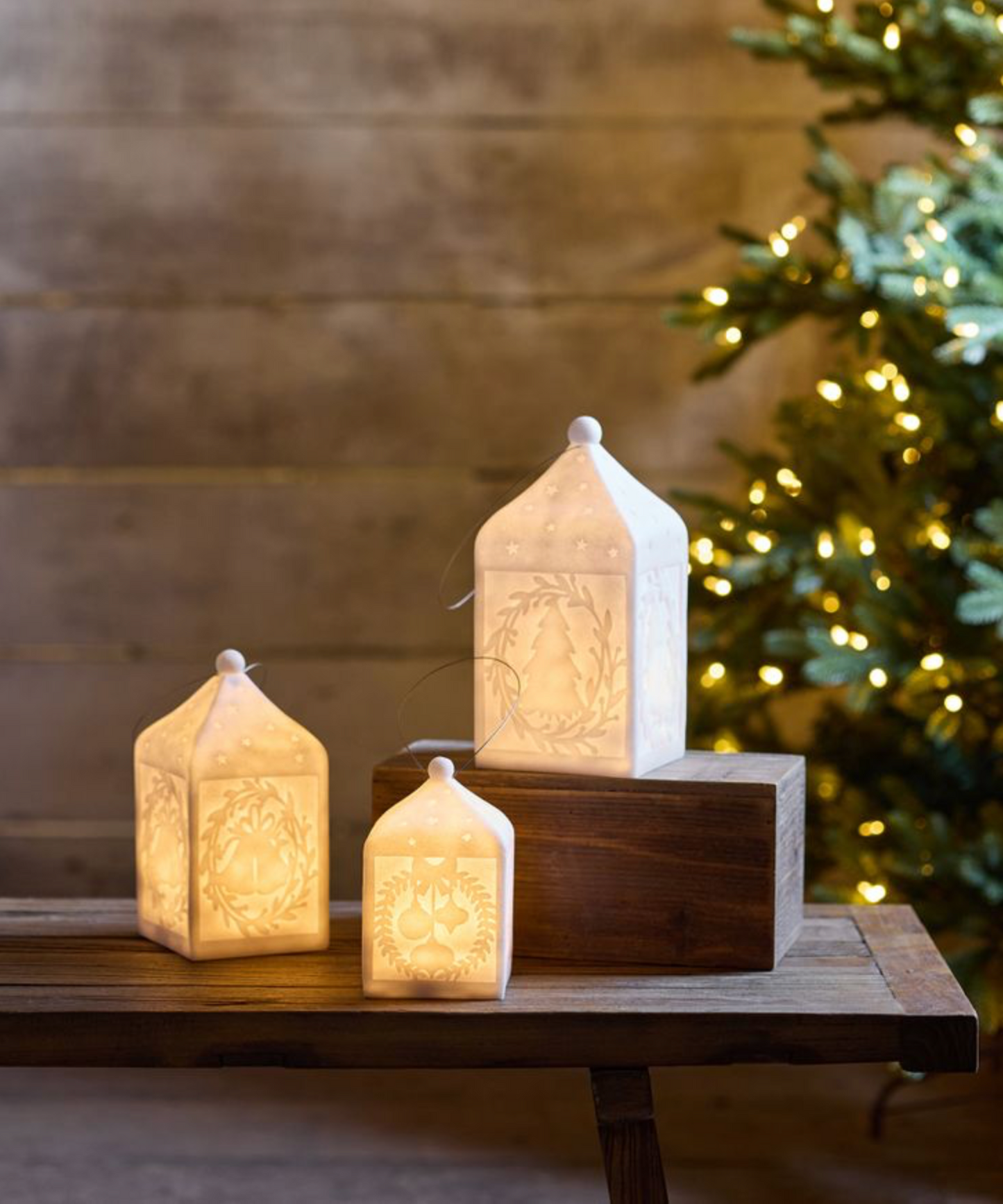 PRE ORDER: LIGHT UP TREE LANTERN - LARGE
