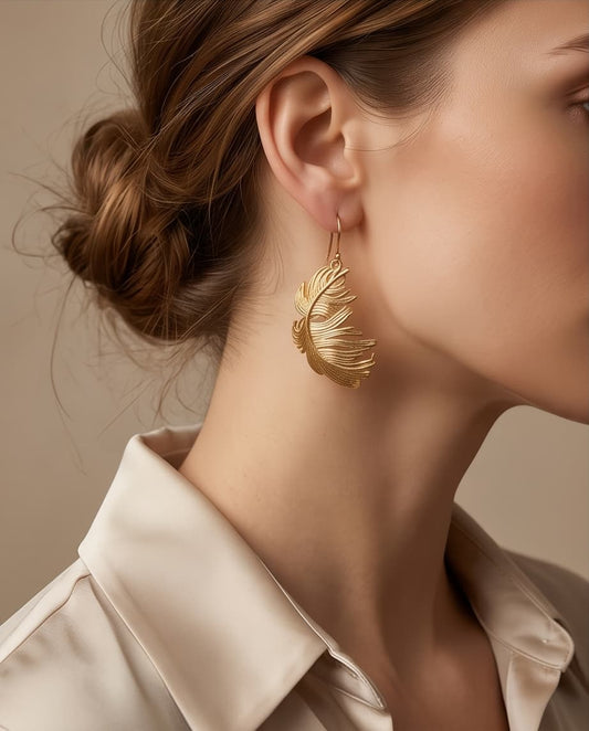 LIGHT AS A FEATHER EARRINGS - GOLD