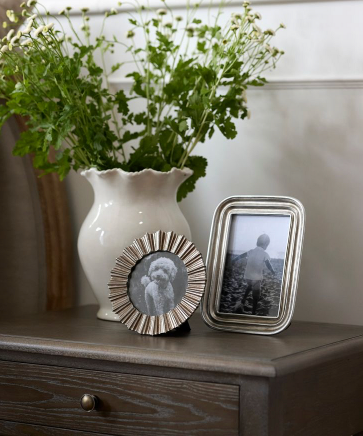 ROUND STAR BURST 4X4 PHOTO FRAME