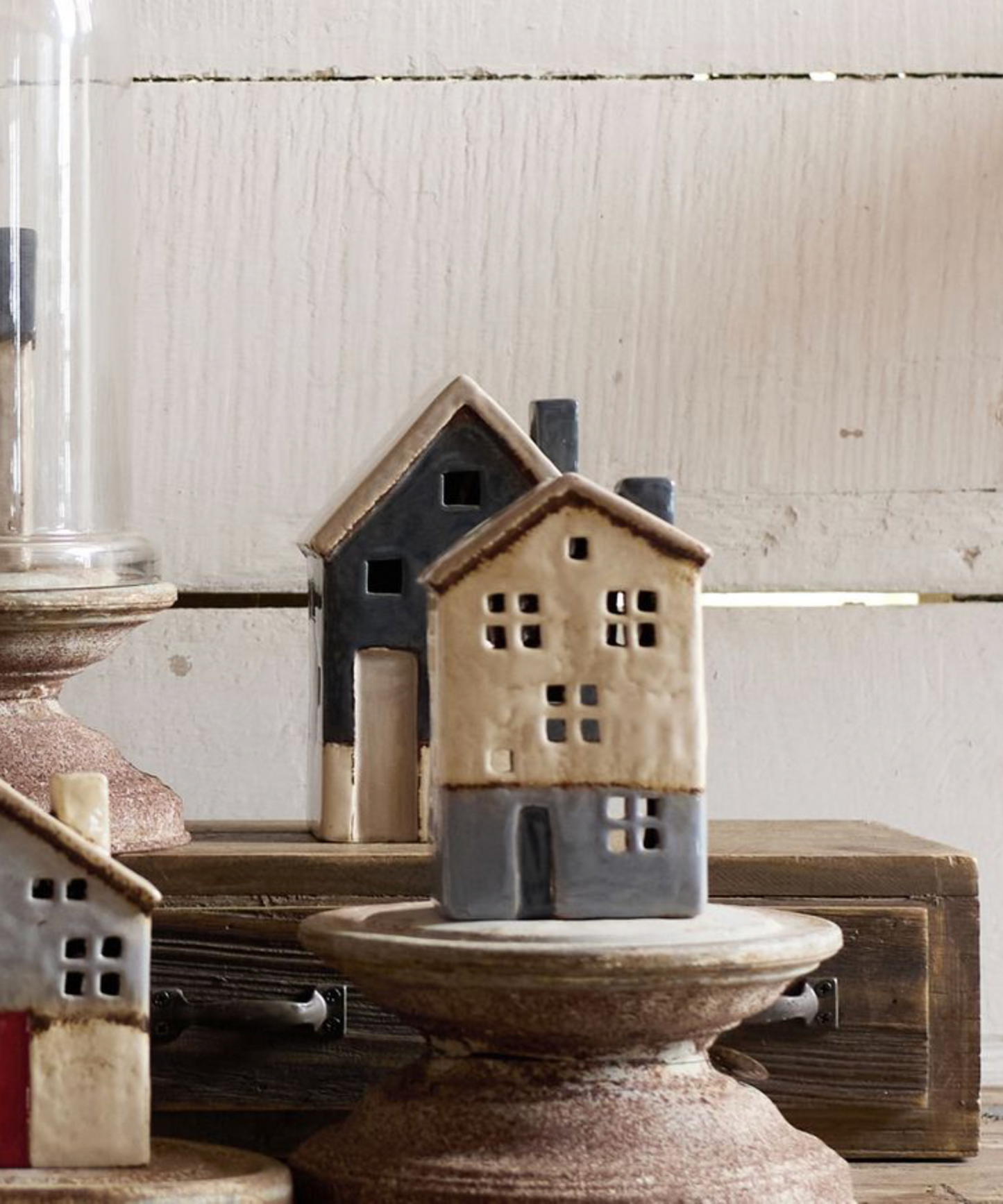 PRE ORDER: SAINT MALO TEALIGHT HOUSE WITH STONE ROOF