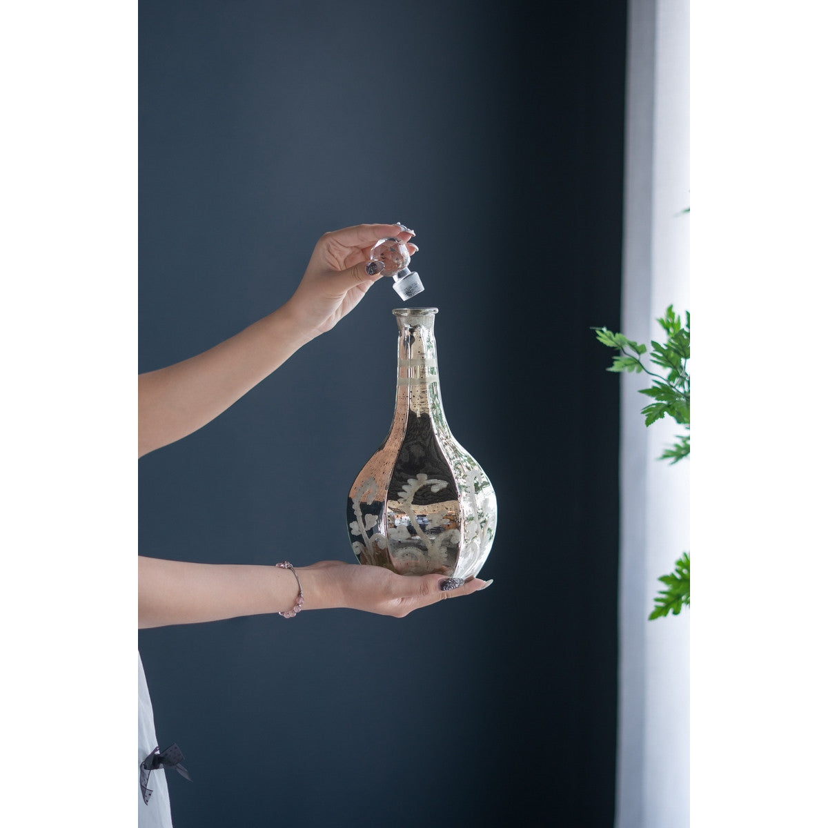 ANTIQUE MIRRORED VASE
