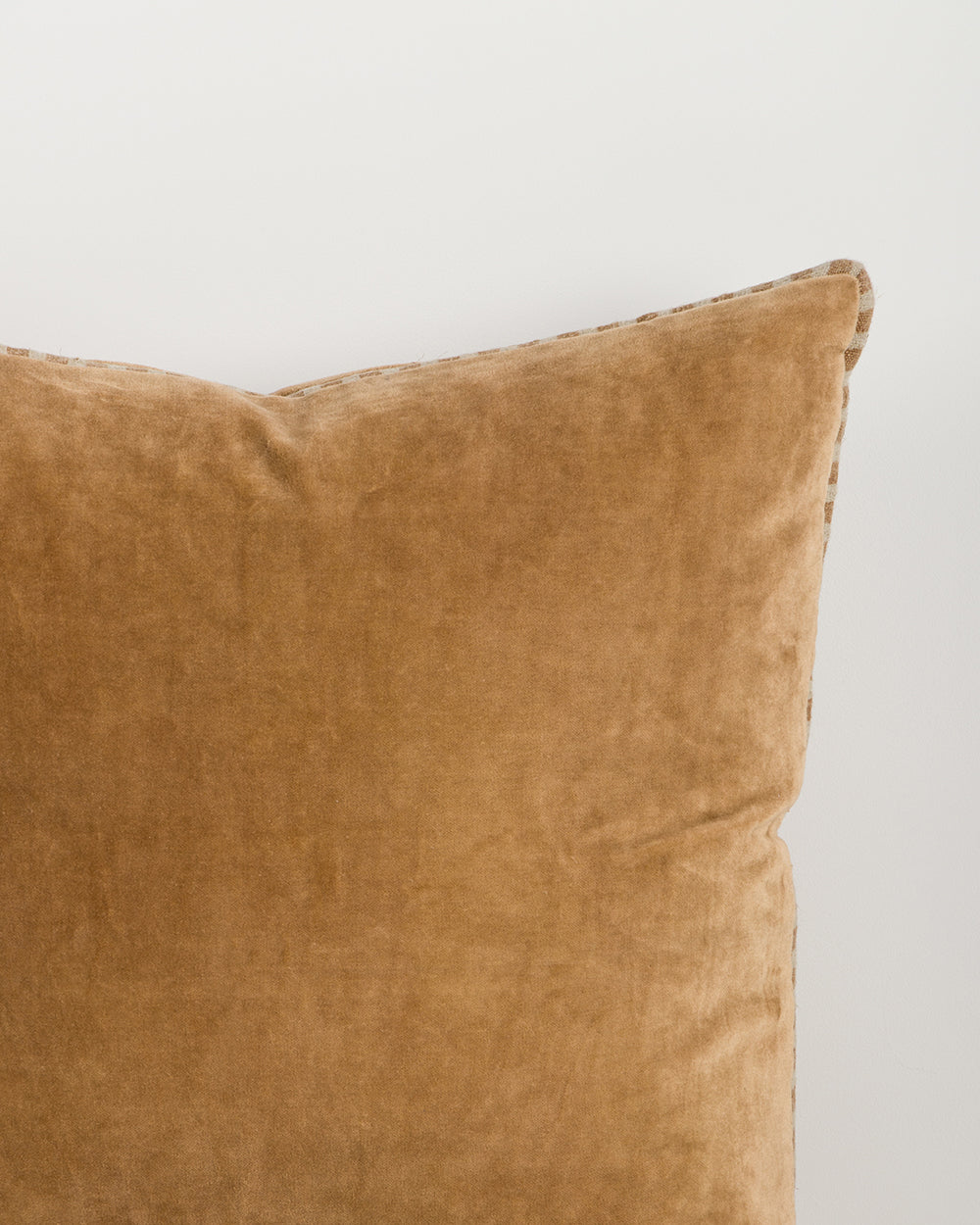 EDWARD VELVET 50 X 50CM CUSHION - BUTTERSCOTCH