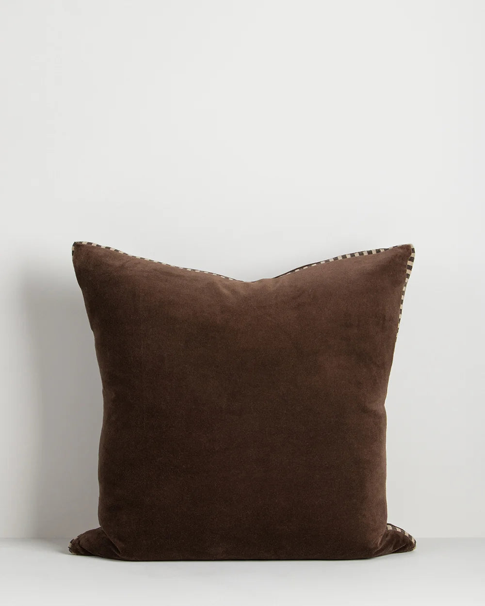 EDWARD VELVET 50 X 50CM CUSHION - CHOCOLATE