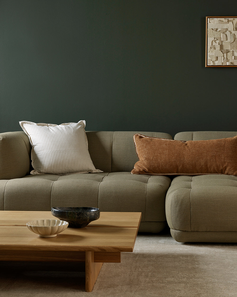 SUTTON LODGE CUSHION - PRALINE
