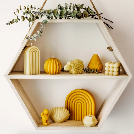 SHELL BEESWAX CANDLE