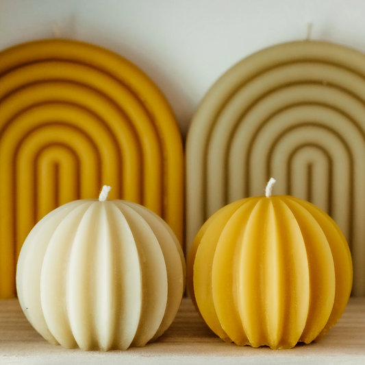 PLEATED SPHERE BEESWAX CANDLE