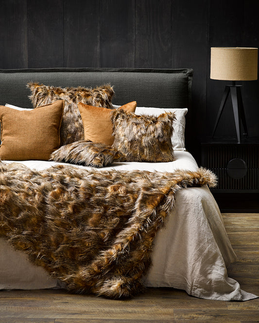 Red faux 2025 fur cushions