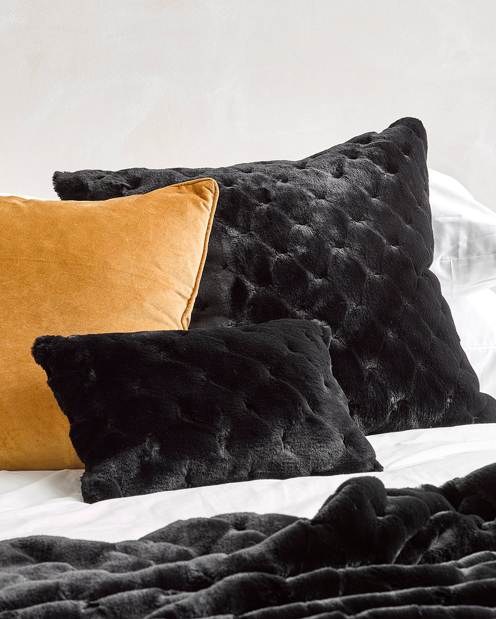 VALENTINA BLACK FAUX FUR CUSHIONS